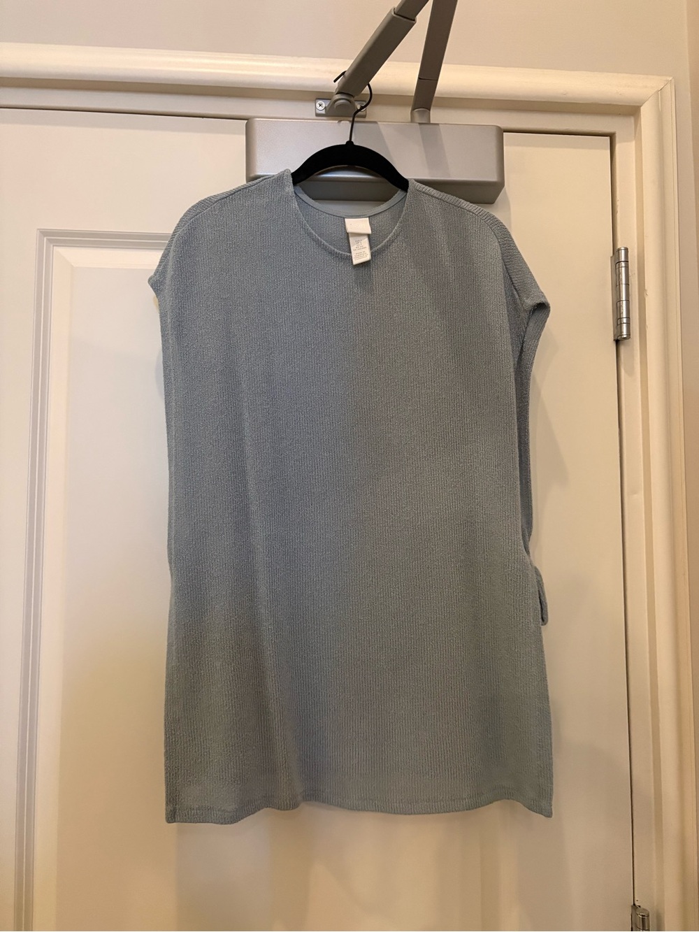 H&M Light Blue Knit Sleeveless vest - Picture 2 of 5